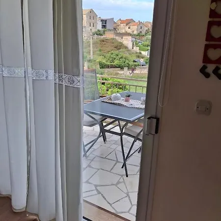 Popaj Apartment Komiza