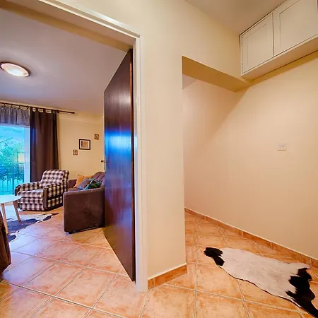 Apartment Popaj