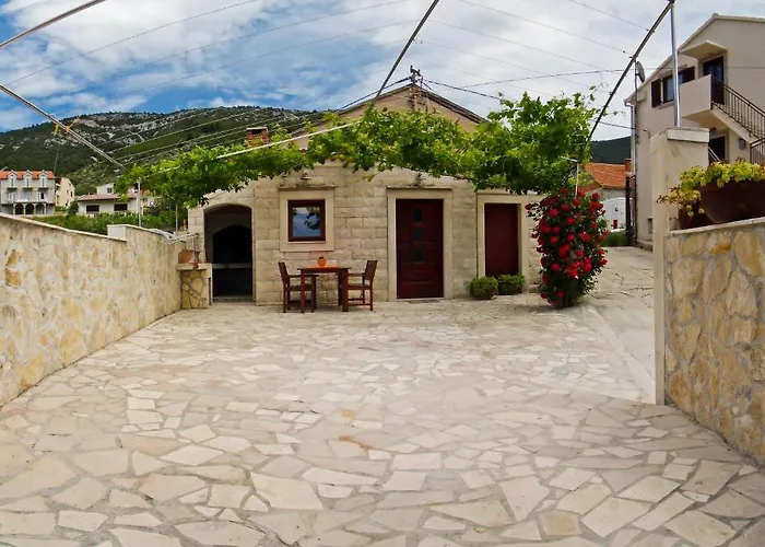 Popaj דירה Komiža